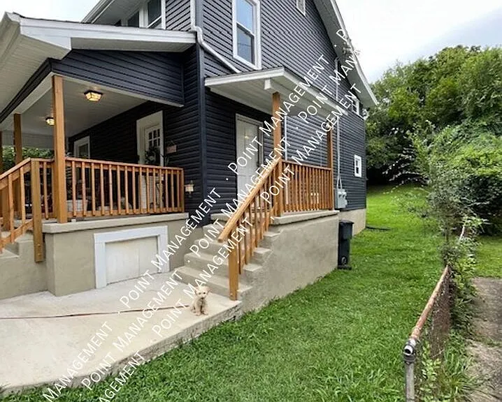 2047 Denniston Ave SW — Photo 15
