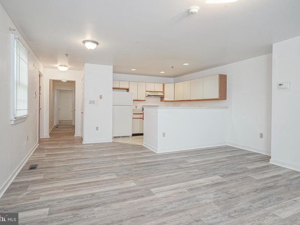 46 Brainerd St APT A