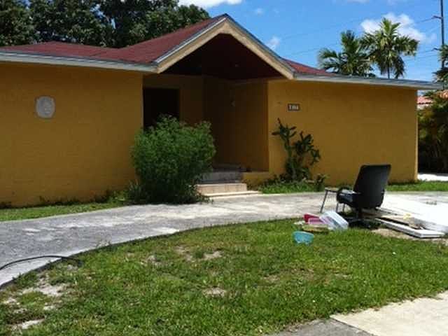 1st image of 317 NW 63rd Ave