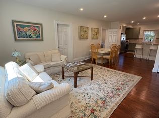 74 White St, Southampton, NY 11968