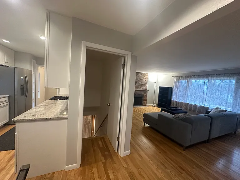 909 S Midvale Blvd #909 — Photo 21