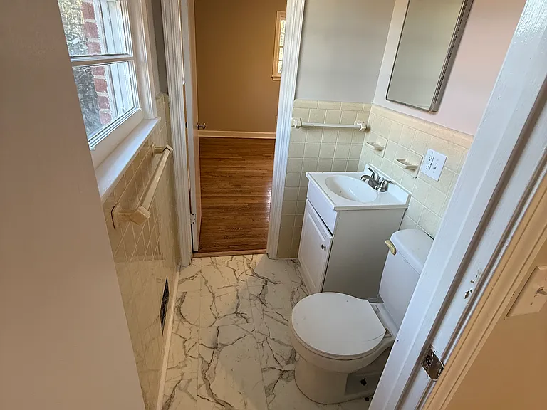 1630 Crestview Ave — Photo 14