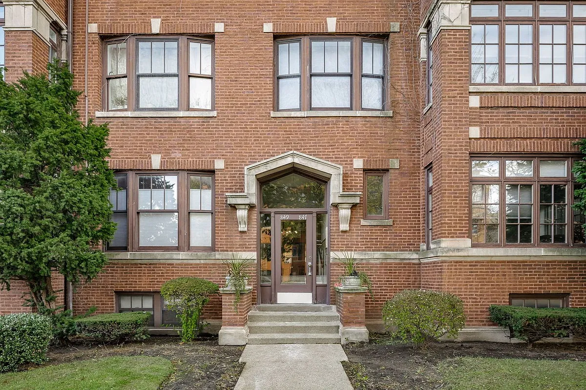 Building Photo - 847 Ridge Ave #3