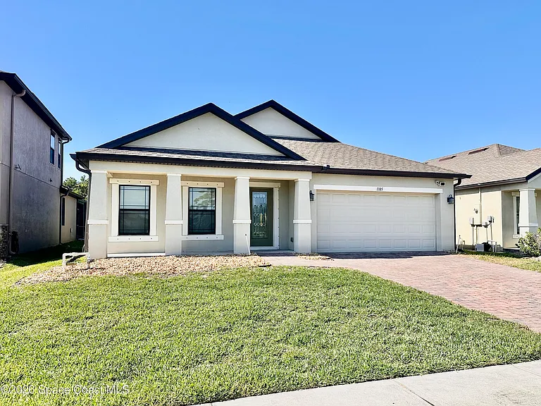 1385 Fuji Dr — Photo 2