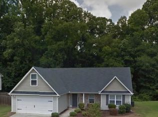 363 Searchlight Dr, Winder, GA 30680