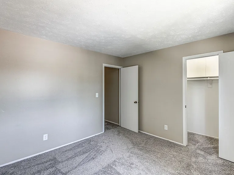 Southdale Square Apartments — Photo 5