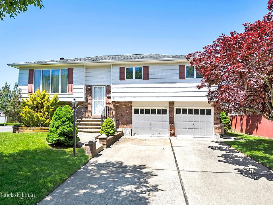 1st image of 127 Greenway Dr