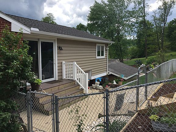 3rd image of 14090 Torie Dr