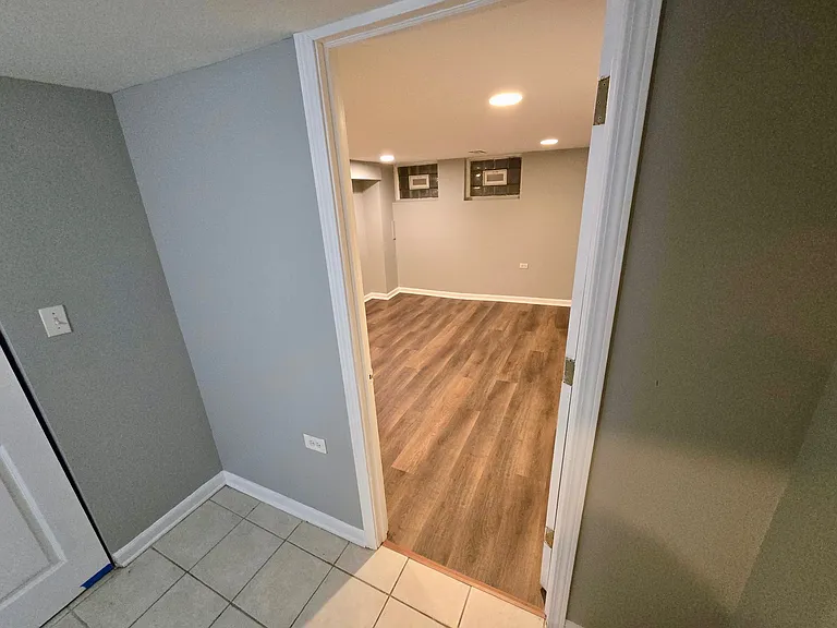 7011 S East End Ave #A — Photo 3