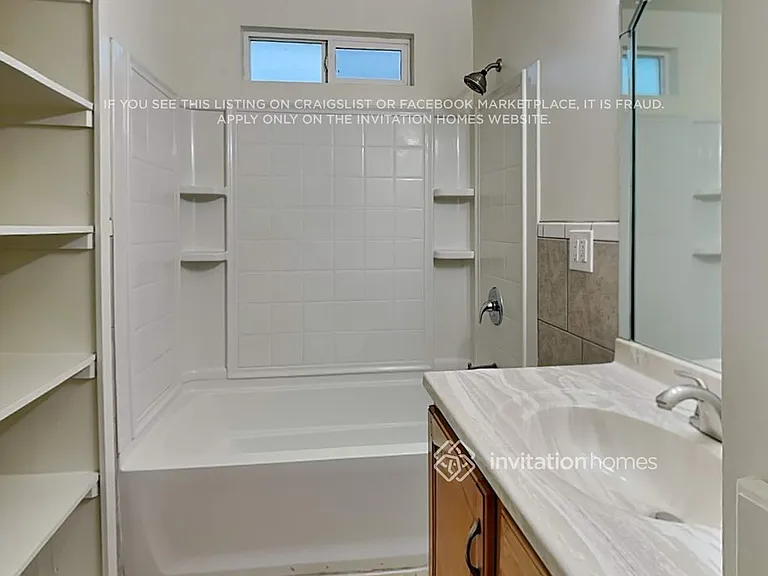 8451 Murietta Ave — Photo 16