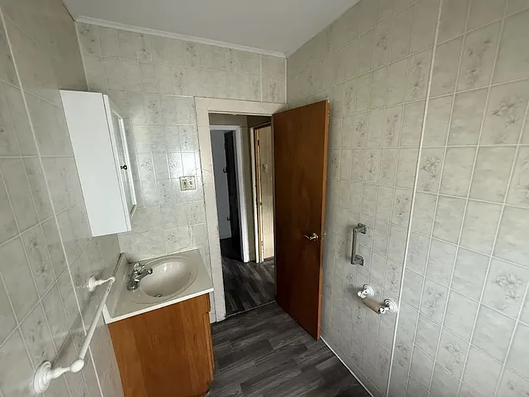 790 W Main St — Photo 11