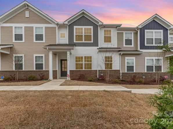 9654 Old Garden Cir, Gastonia, NC 28056