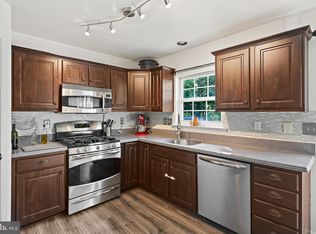 9863 Greenbriar Way, Middle River, MD 21220