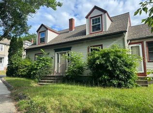 1183 Chalkstone Ave, Providence, RI 02908