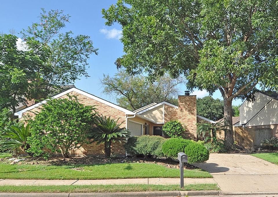 1st image of 3554 Duncaster Dr