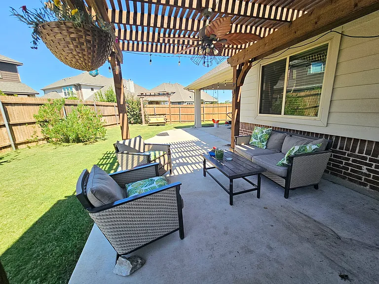 210 Spruce Valley Dr — Photo 31