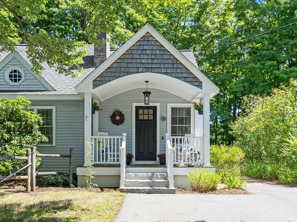 6 Whitcomb Ave, Littleton, MA 01460