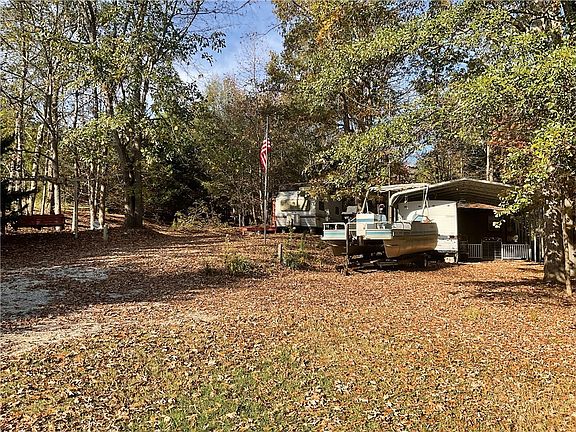 3rd image of 303 & 305 Wild Rose Ln