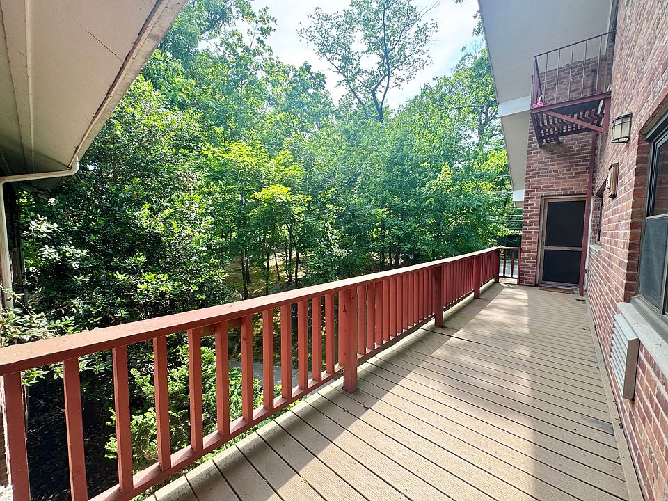 30 foot deck!