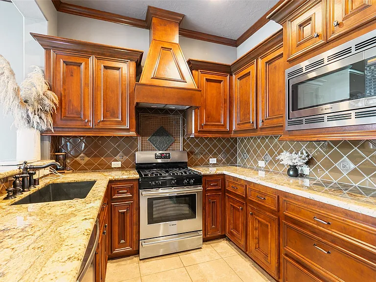 22 Post Shadow Estate Dr — Photo 49