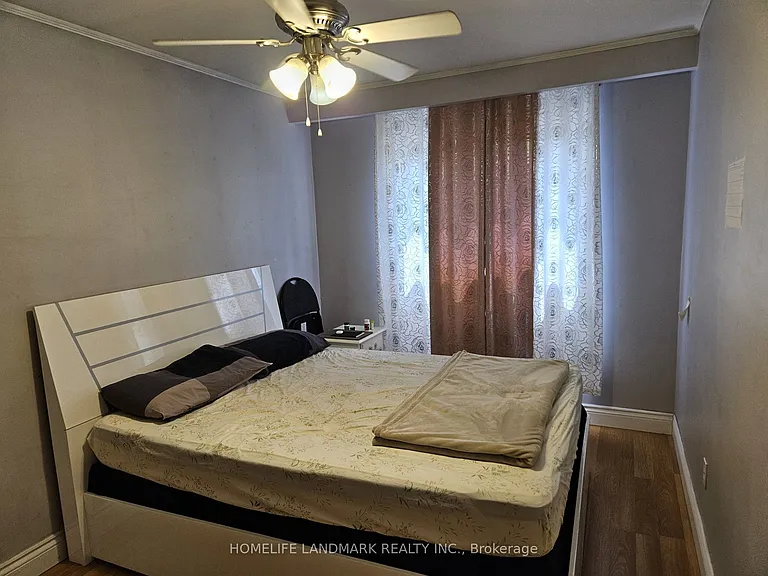 102 Beaverbrook Ct — Photo 13