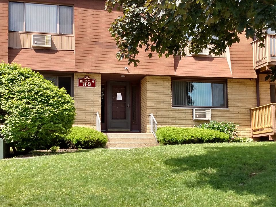 2nd image of 93 Richard Ct