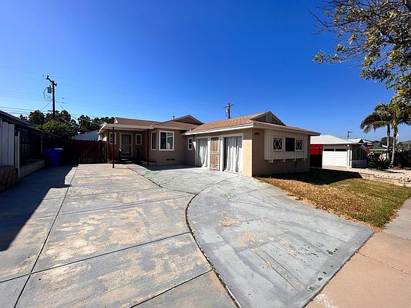 2nd image of 6870 Birchwood St