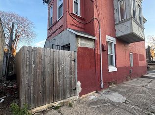 925 W Seltzer St, Philadelphia, PA 19133