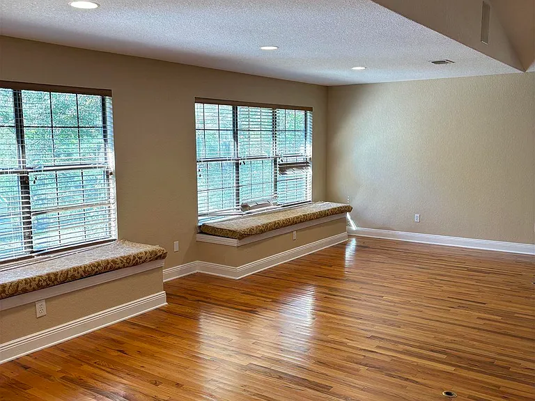 1002 Daffin Rd #1002 — Photo 12