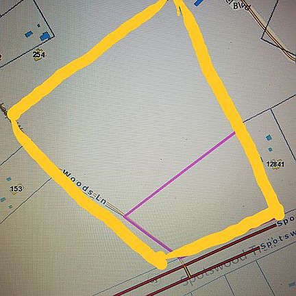 3rd image of Leaps Woods Ln