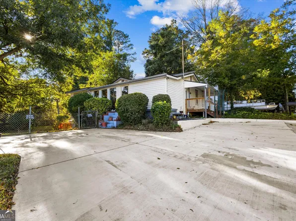 541 Mary Lou St, Suwanee, GA 30024