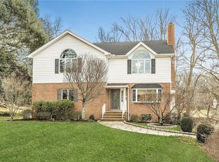 320 West St, Harrison, NY 10528