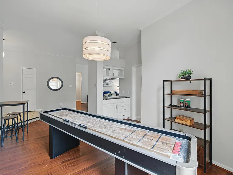2432 Covington Dr — Photo 42