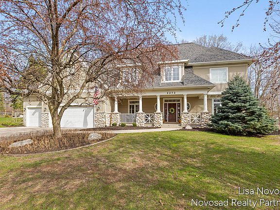 2nd image of 2272 Cascade Lakes Cir SE
