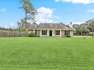 12805 Ina Dr, Walker, LA 70785