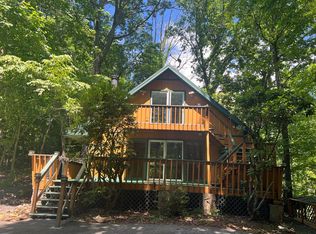 114 Ray Cline Rd, Whittier, NC 28789