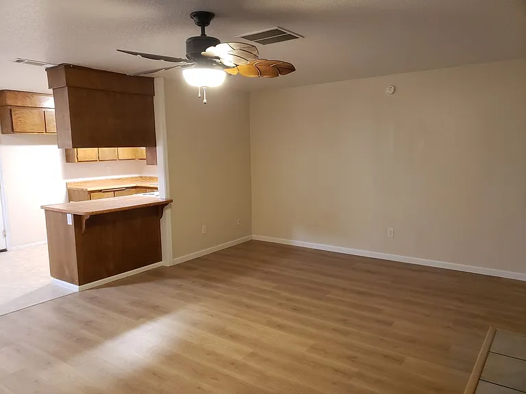 1127 Jaxon Way — Photo 10