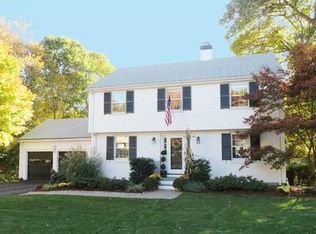 29 Poplar Rd, Wellesley, MA 02482