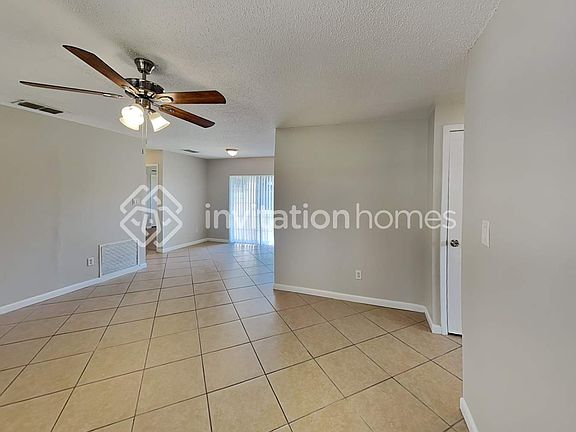 3rd image of 2621 Martz Ct