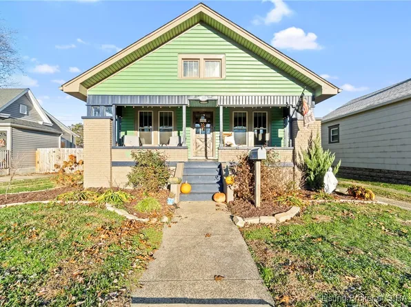 2221 McLean Avenue, New Albany, IN 47150