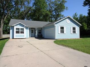 1117 Arndt Ct, Fort Atkinson, WI 53538