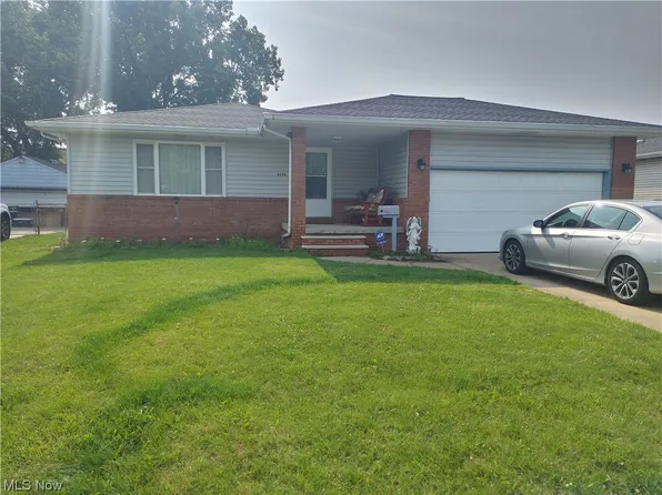 6246 Fry Rd, Brookpark, OH 44142