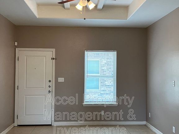 2nd image of 2600 E Garfield Ave APT 3