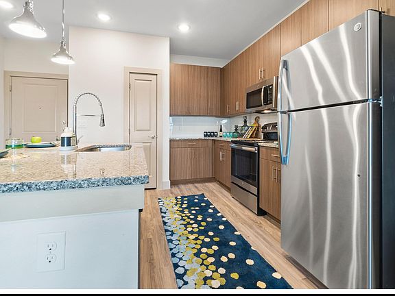 3rd image of 1476 E McCarty Ln #3108