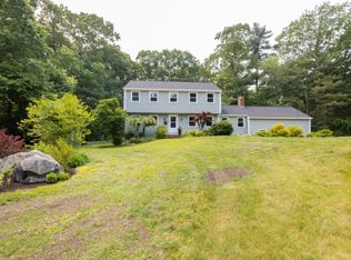5 Mohegan St, Norfolk, MA 02056