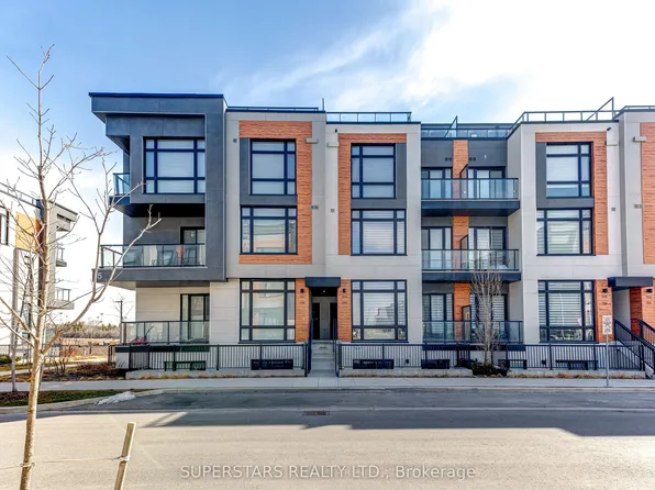 5 Steckley House Ln #705, Richmond Hill, ON L4S 0N2