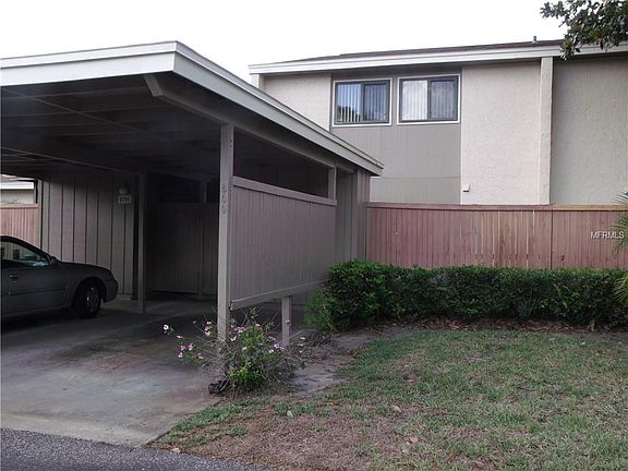 3rd image of 8008 Gardenia Dr