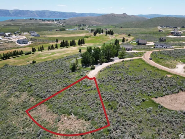 2817 S Metalist Cir, Garden City, UT 84028