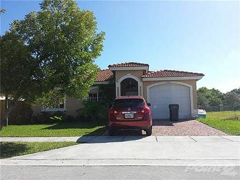 1st image of 9242 SW 211th Ln