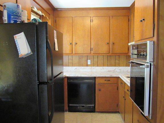 5th image of 114 Pecan Dr